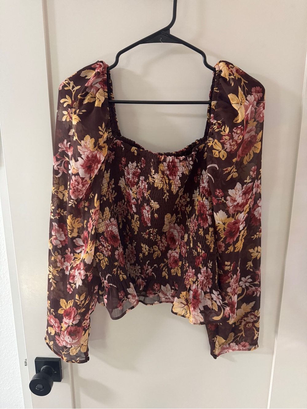 NWT Express Floral Smocked Crop Top